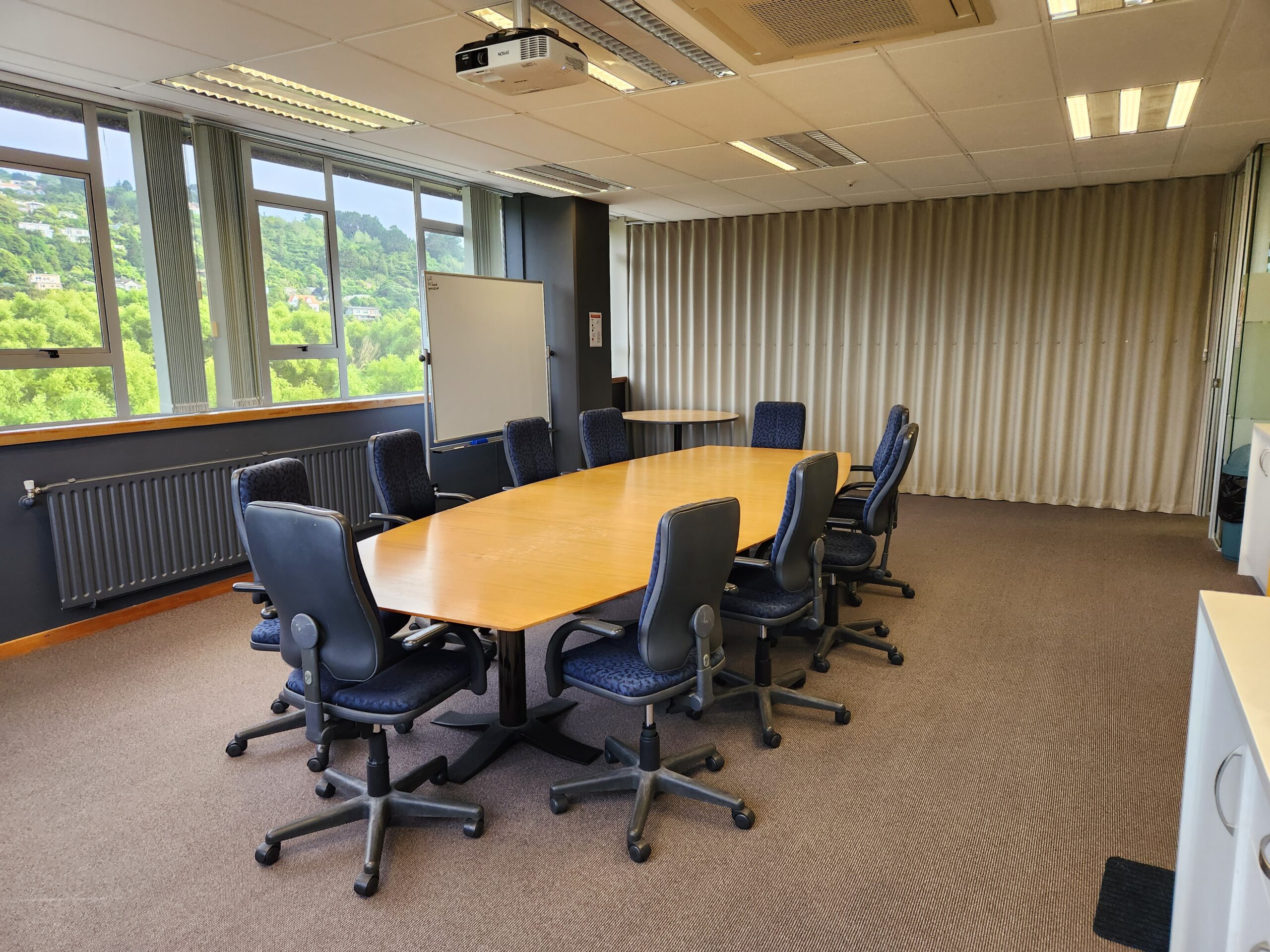 Hutt Valley Chamber of Commerce Boardroom - Meeting Room For Hire In Lower Hutt